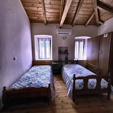 Leos Traditional House Feriehus Leonídion